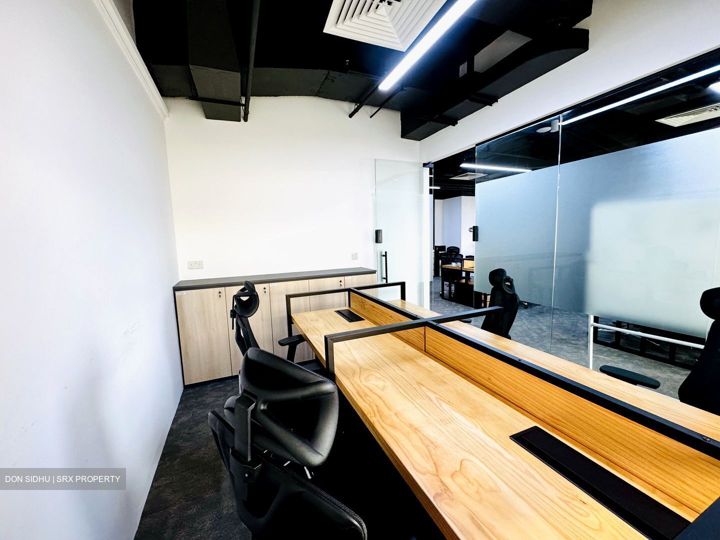111 Somerset (D9), Office #530703121